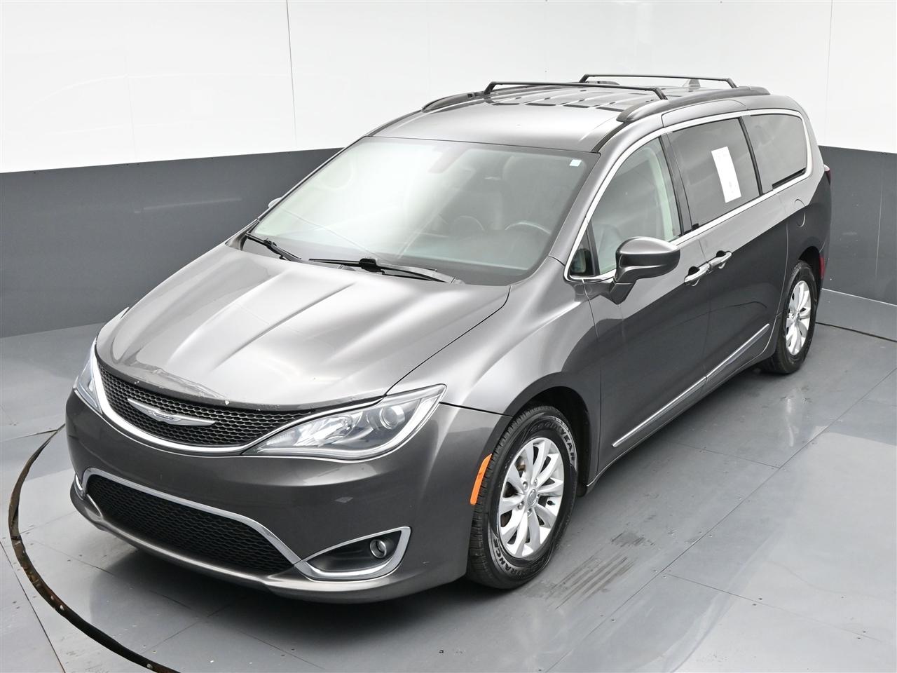 Chrysler Pacifica Touring-L 2017