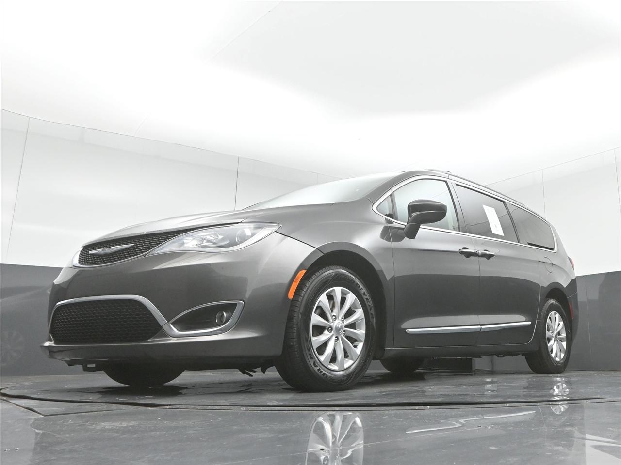 Chrysler Pacifica Touring-L 2017