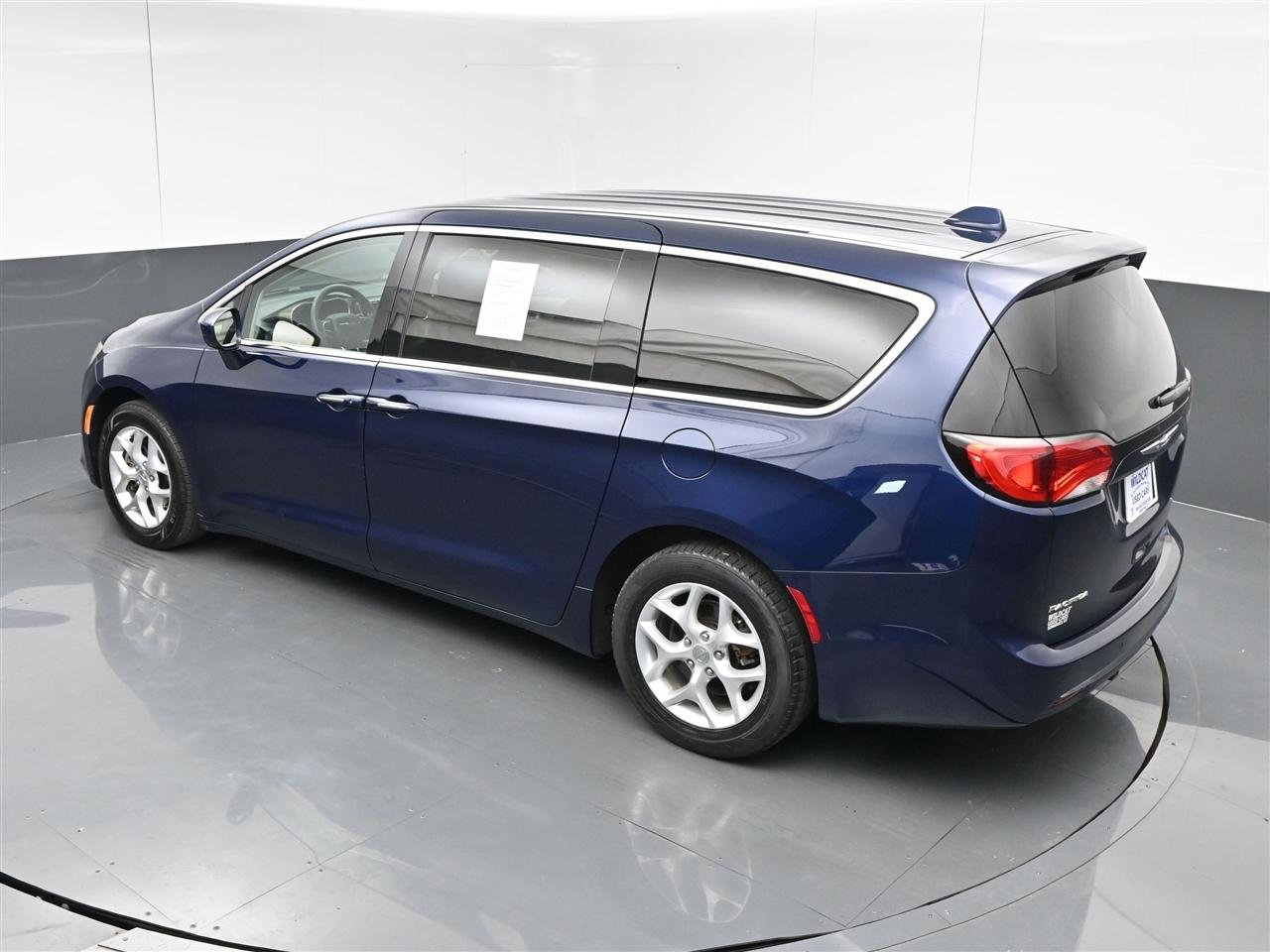 Chrysler Pacifica Touring Plus 2018