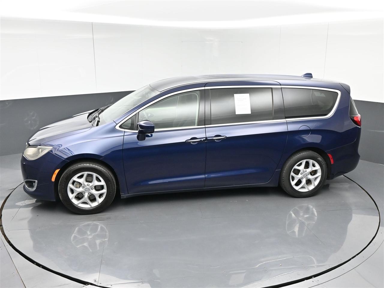 Chrysler Pacifica Touring Plus 2018