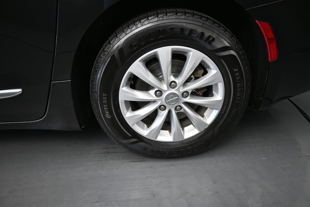 Chrysler Pacifica Touring-L 2018