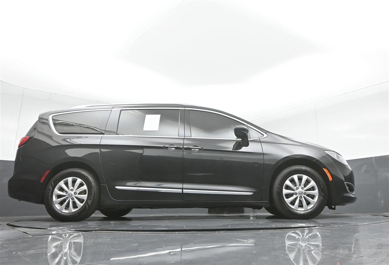 Chrysler Pacifica Touring-L 2018
