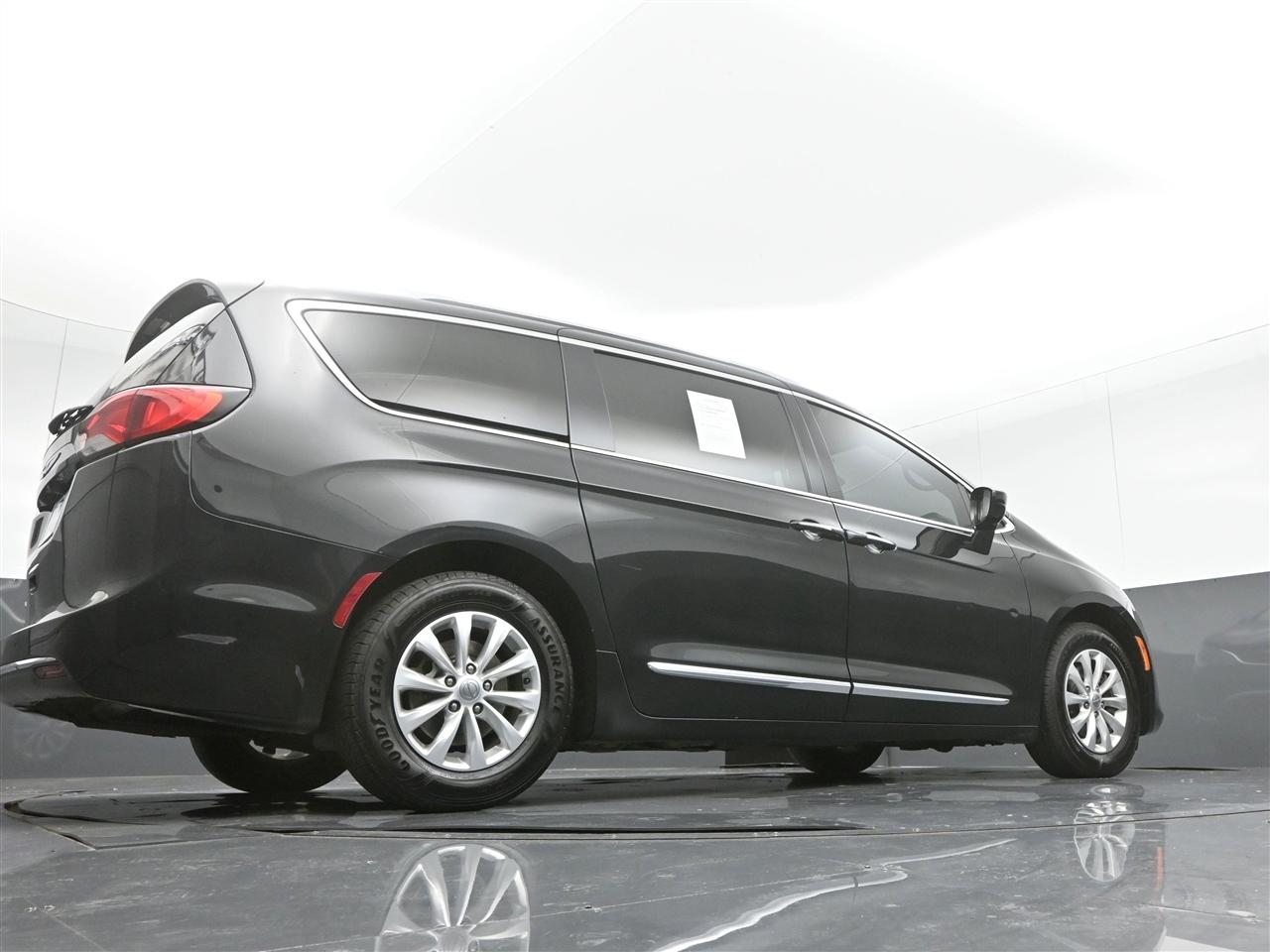 Chrysler Pacifica Touring-L 2018