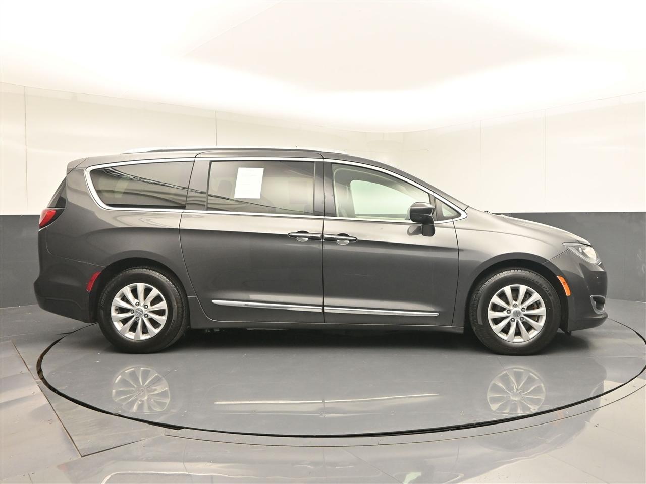 Chrysler Pacifica Touring-L 2018