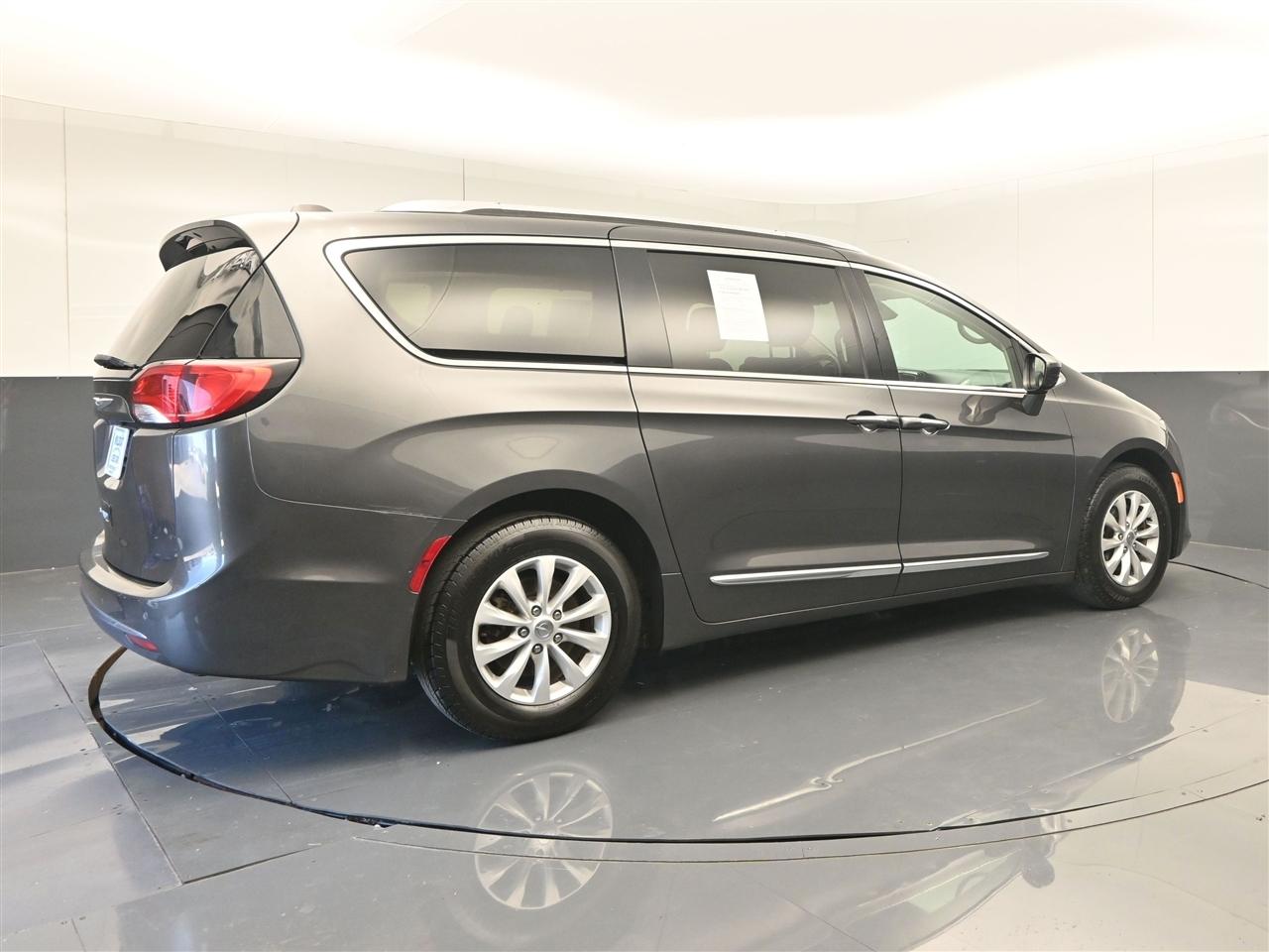Chrysler Pacifica Touring-L 2018