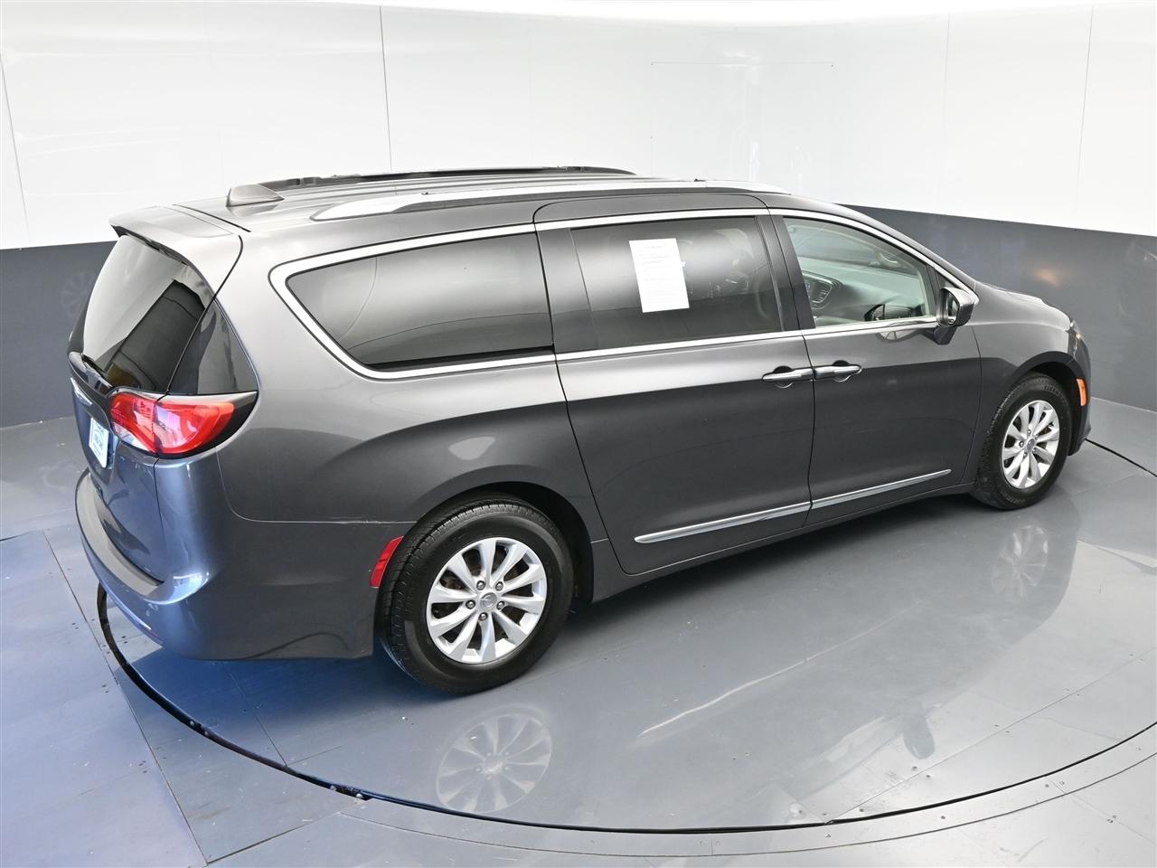 Chrysler Pacifica Touring-L 2018