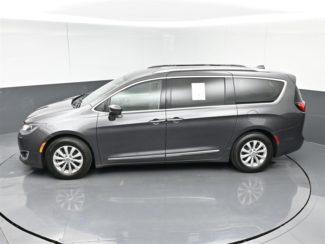 Chrysler Pacifica Touring-L 2018
