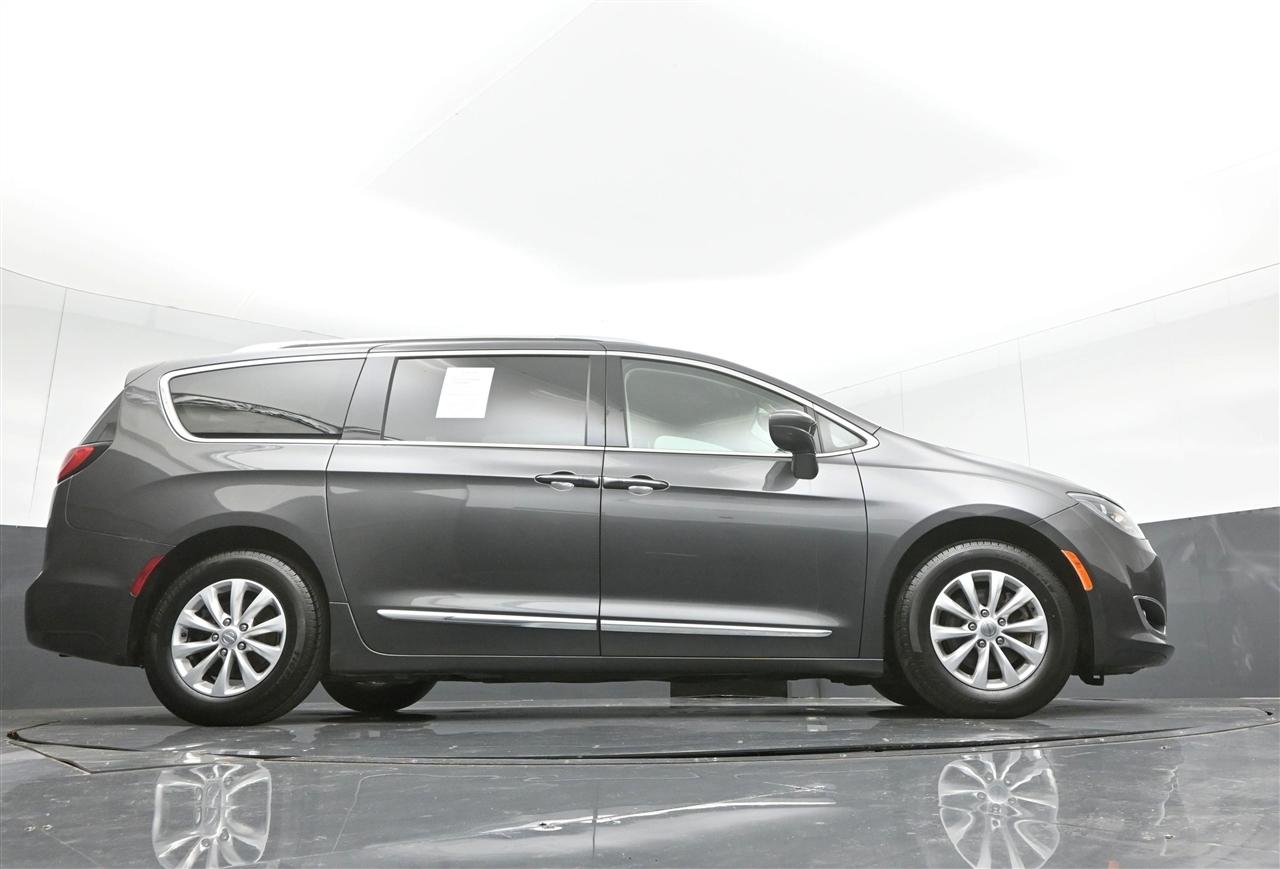 Chrysler Pacifica Touring-L 2018