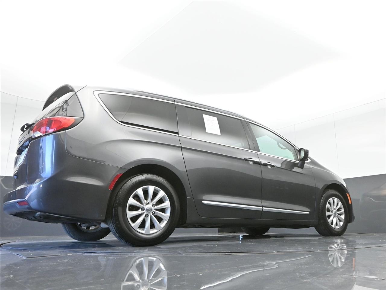 Chrysler Pacifica Touring-L 2018