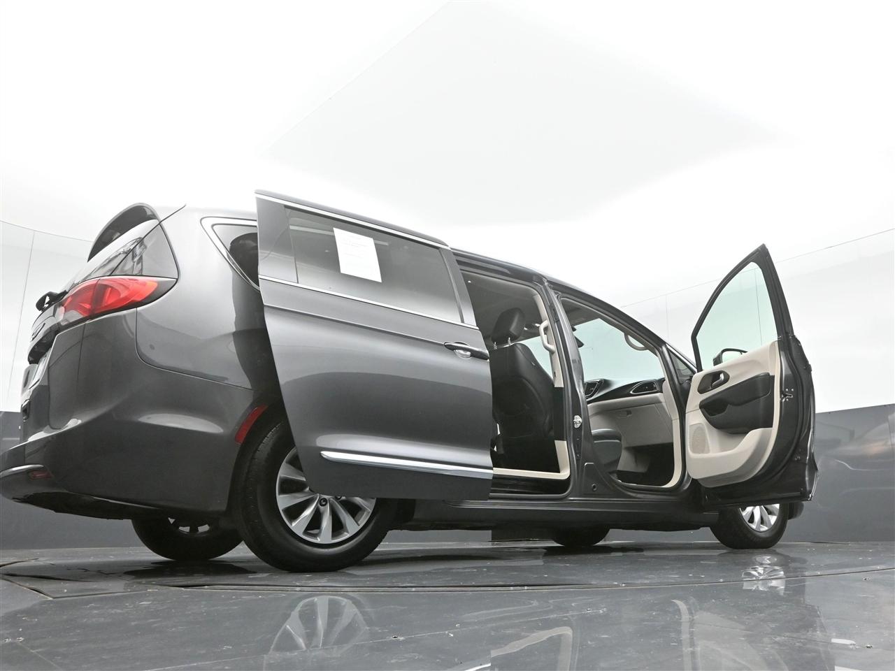 Chrysler Pacifica Touring-L 2018