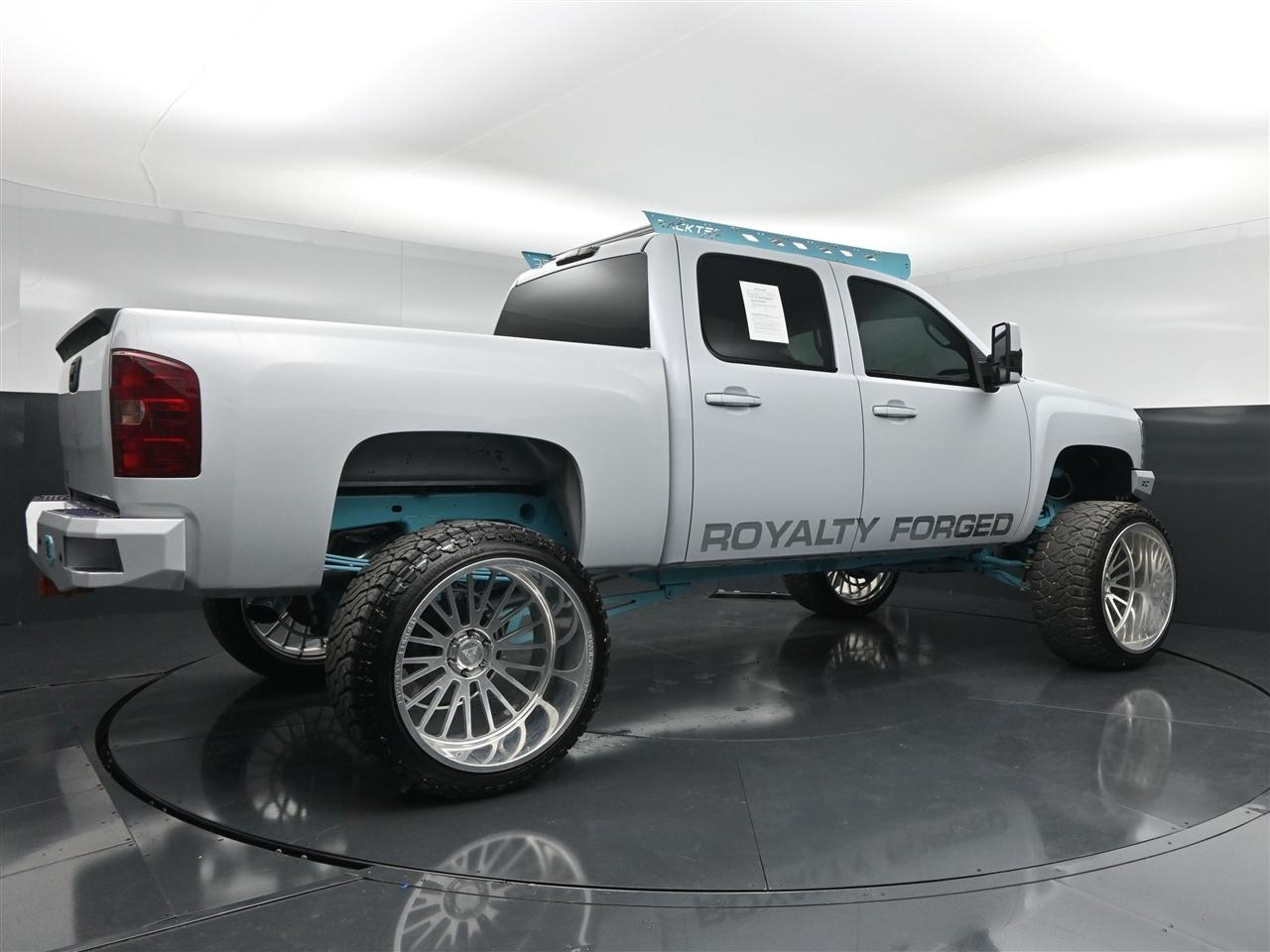 Chevrolet Silverado 1500 LT Crew Cab 4WD 2013