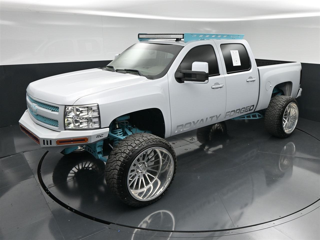 Chevrolet Silverado 1500 LT Crew Cab 4WD 2013
