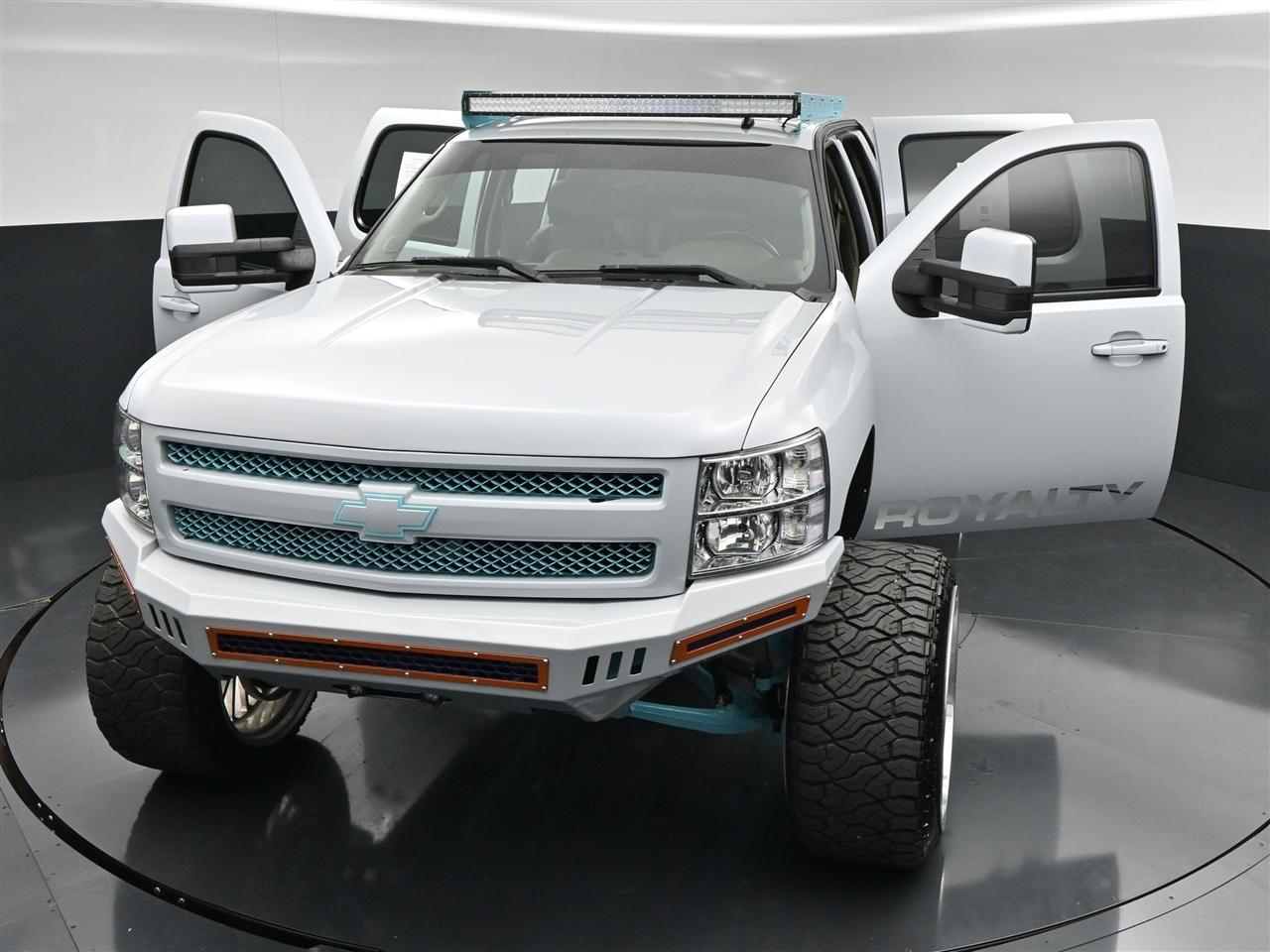 Chevrolet Silverado 1500 LT Crew Cab 4WD 2013