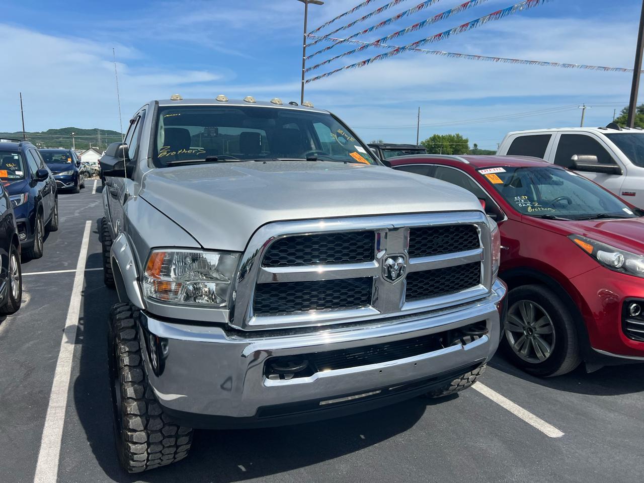 RAM 2500 Tradesman Crew Cab SWB 4WD 2015
