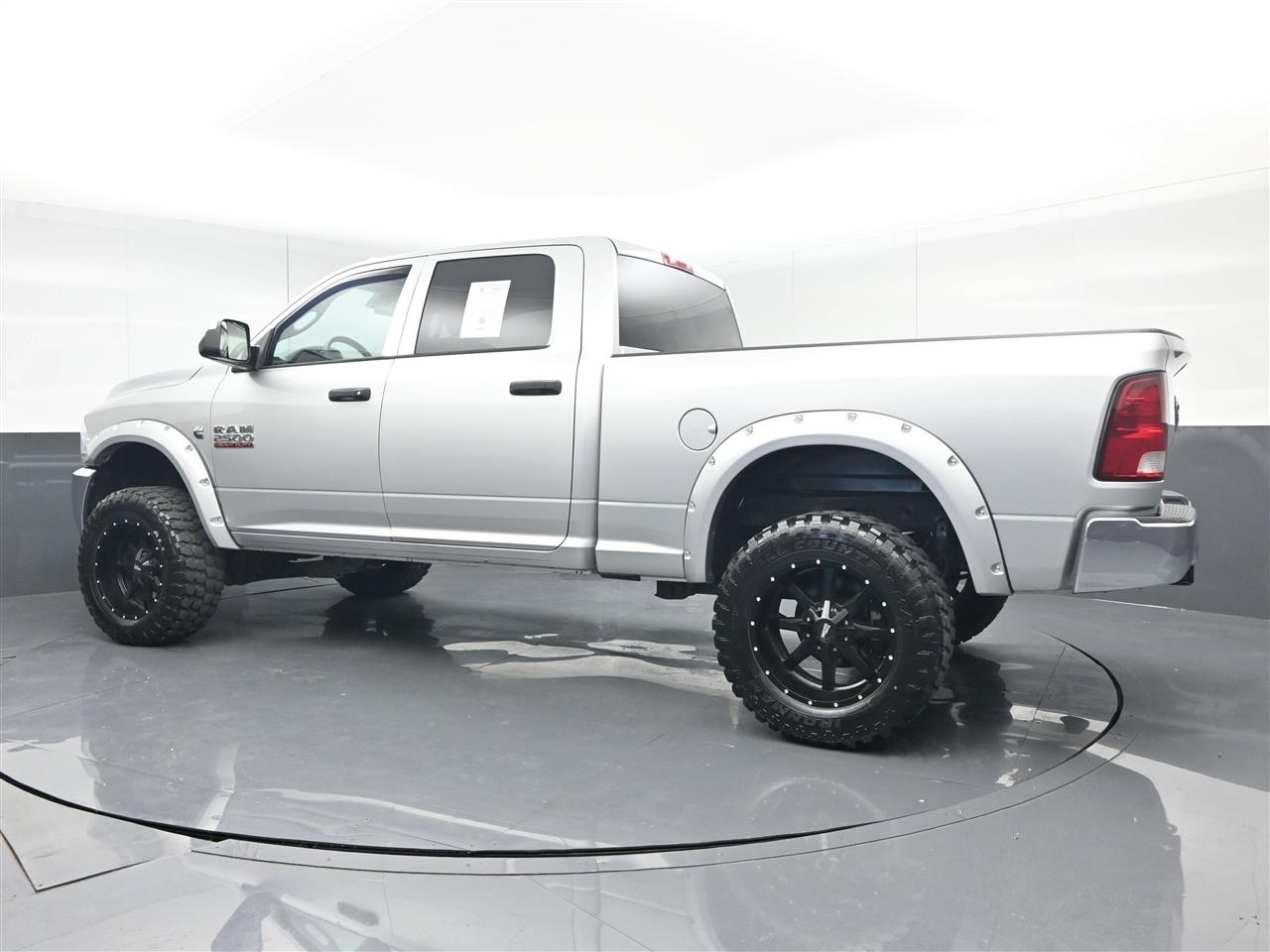 RAM 2500 Tradesman Crew Cab SWB 4WD 2015