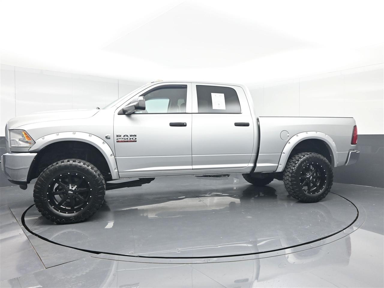 RAM 2500 Tradesman Crew Cab SWB 4WD 2015