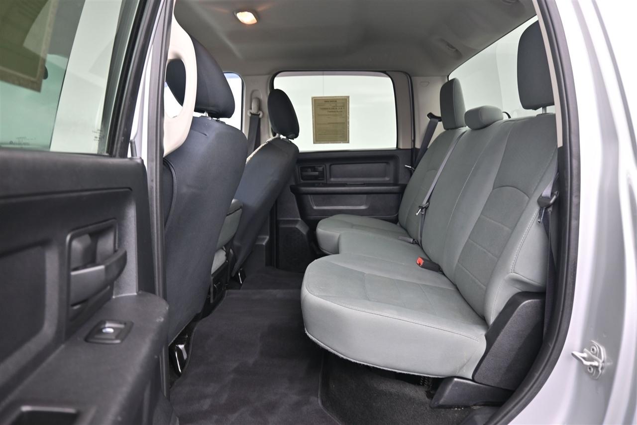 RAM 2500 Tradesman Crew Cab SWB 4WD 2015