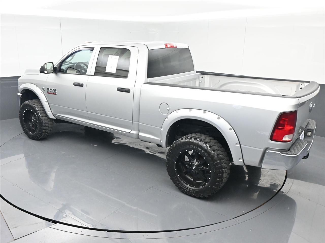 RAM 2500 Tradesman Crew Cab SWB 4WD 2015