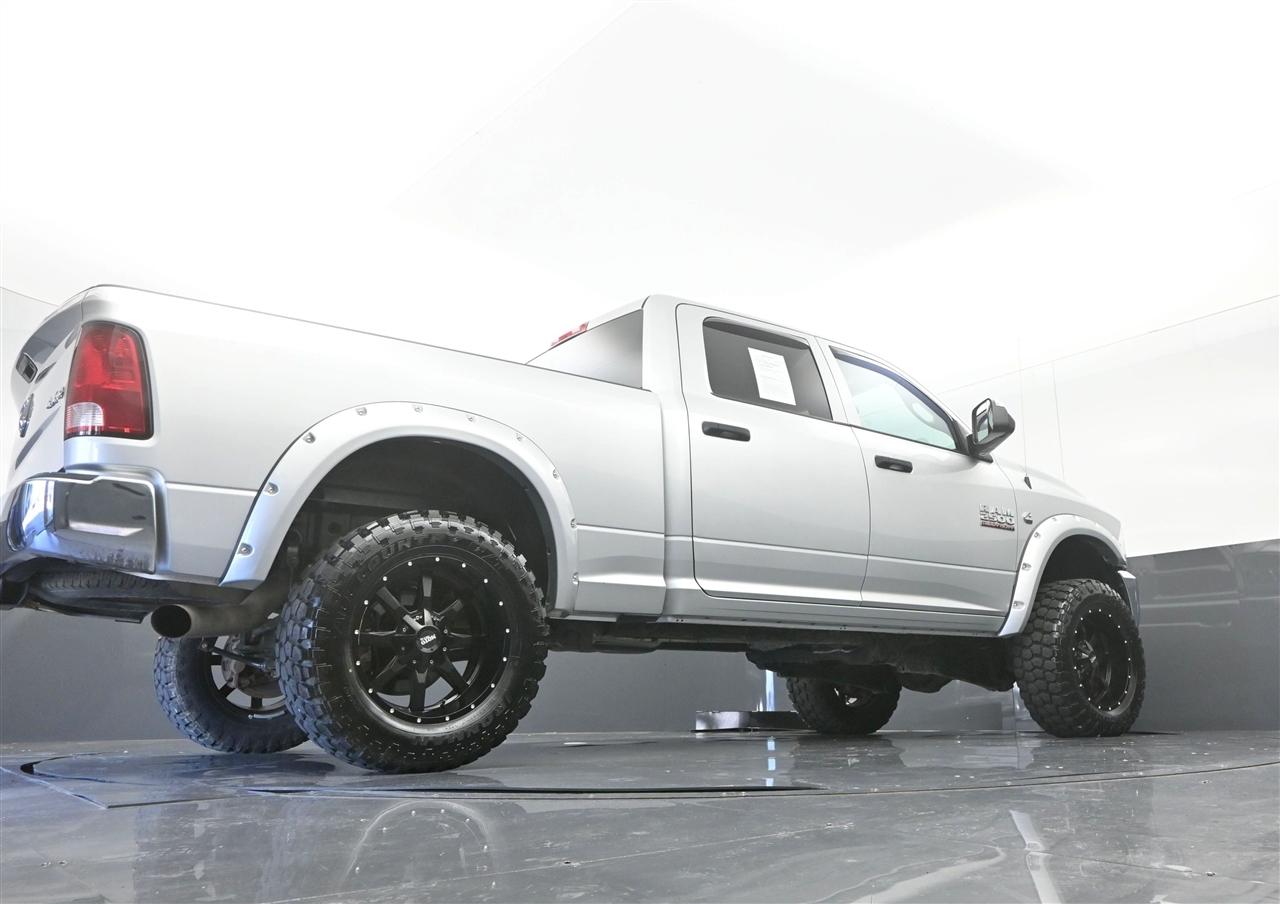 RAM 2500 Tradesman Crew Cab SWB 4WD 2015
