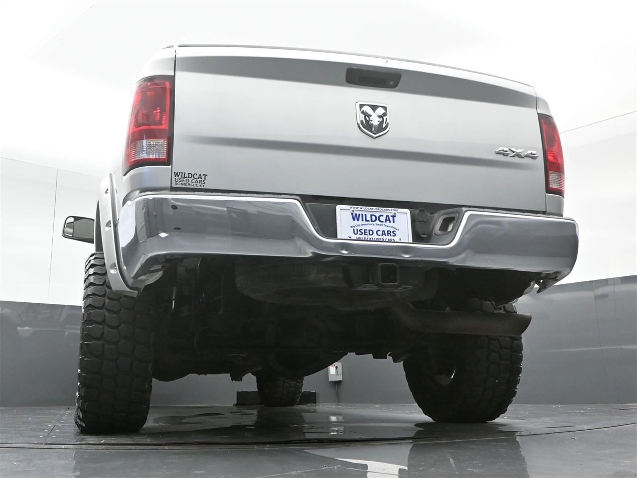 RAM 2500 Tradesman Crew Cab SWB 4WD 2015