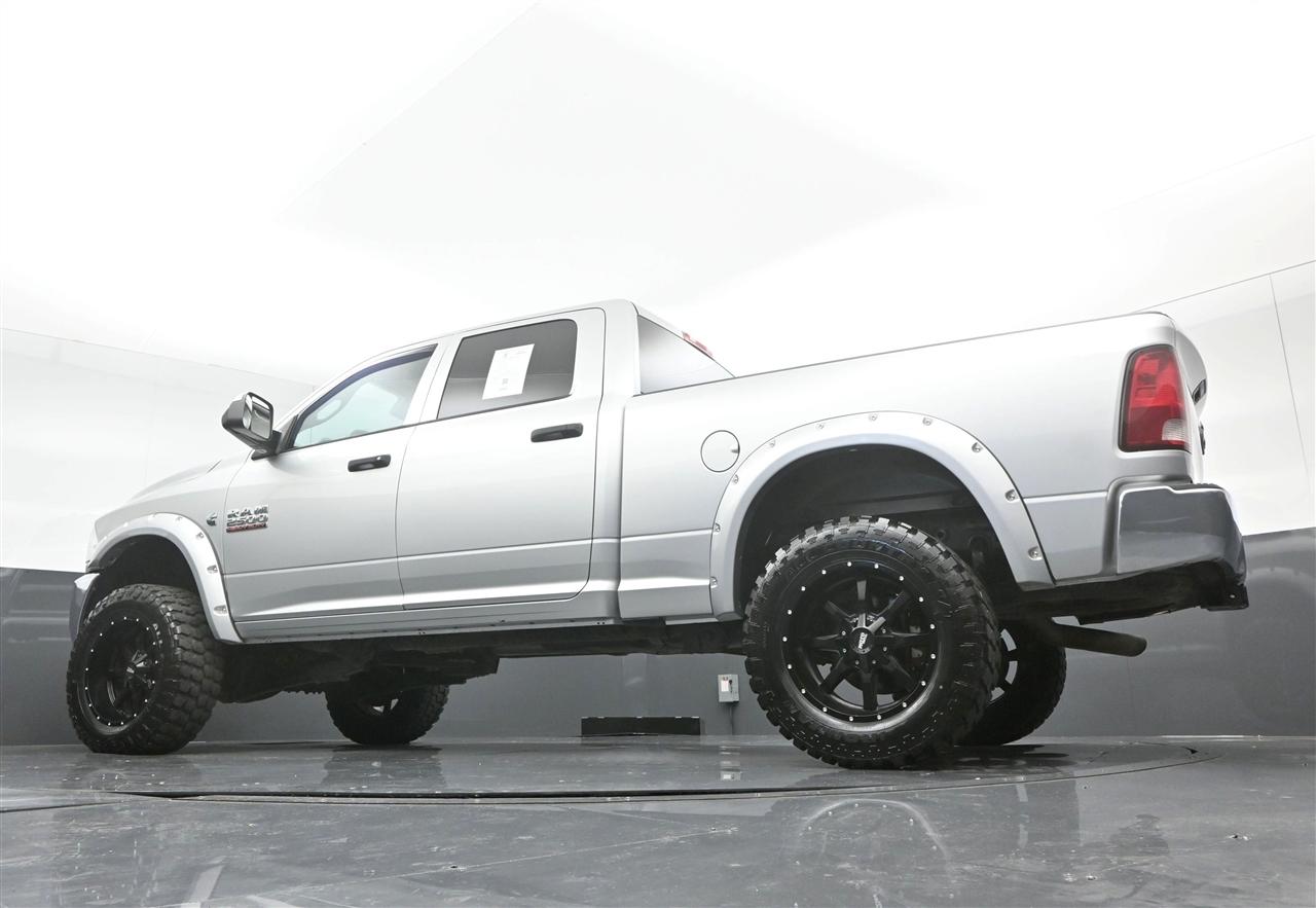 RAM 2500 Tradesman Crew Cab SWB 4WD 2015