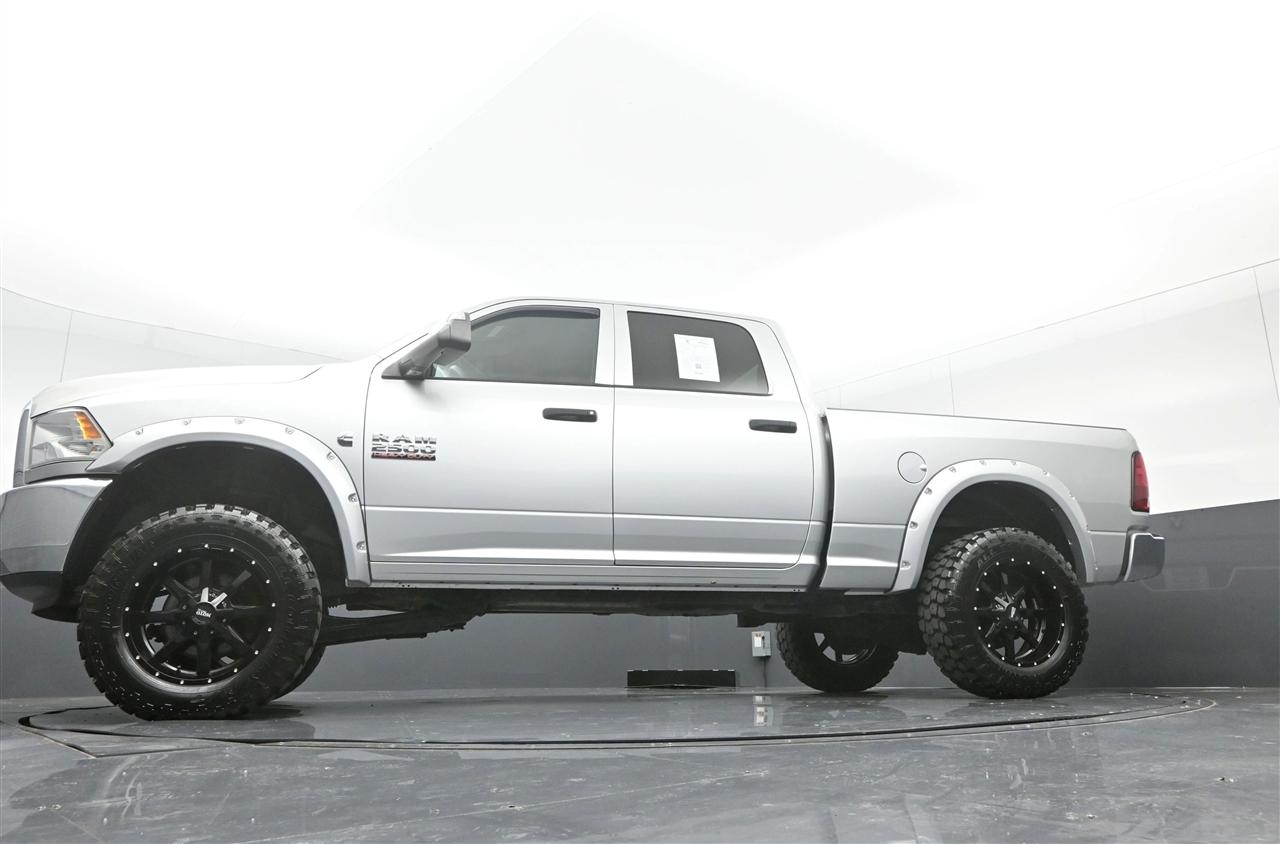 RAM 2500 Tradesman Crew Cab SWB 4WD 2015