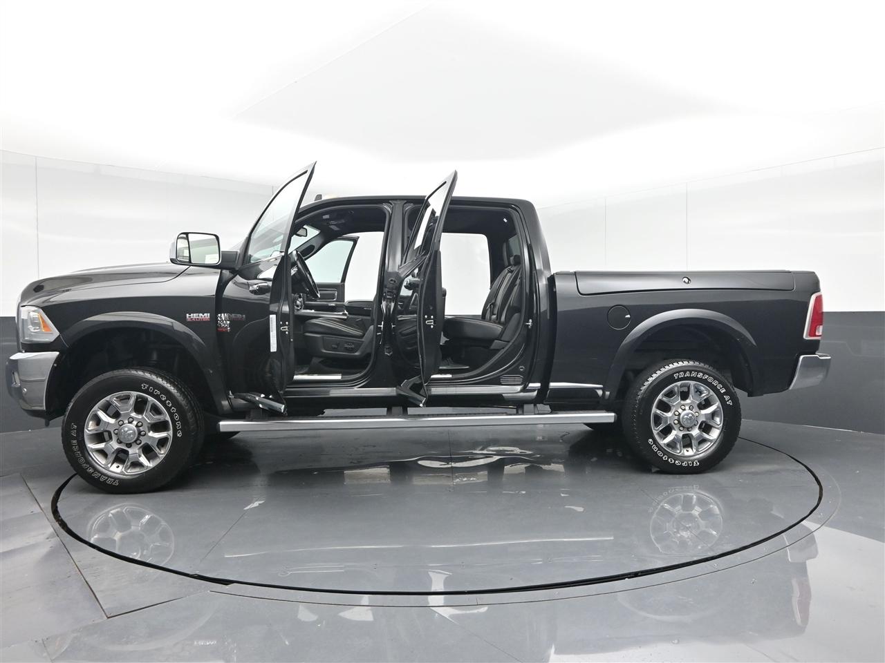 RAM 2500 Longhorn Crew Cab SWB 4WD 2016