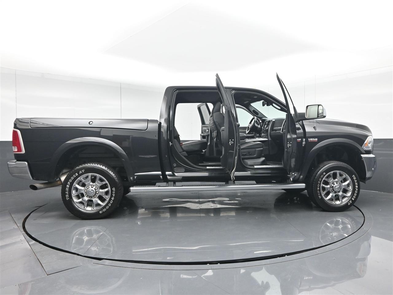 RAM 2500 Longhorn Crew Cab SWB 4WD 2016