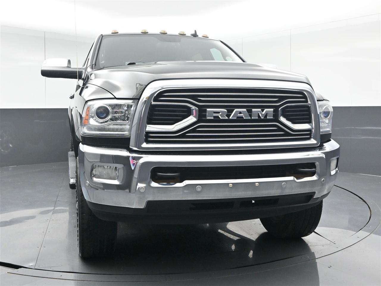 RAM 2500 Longhorn Crew Cab SWB 4WD 2016