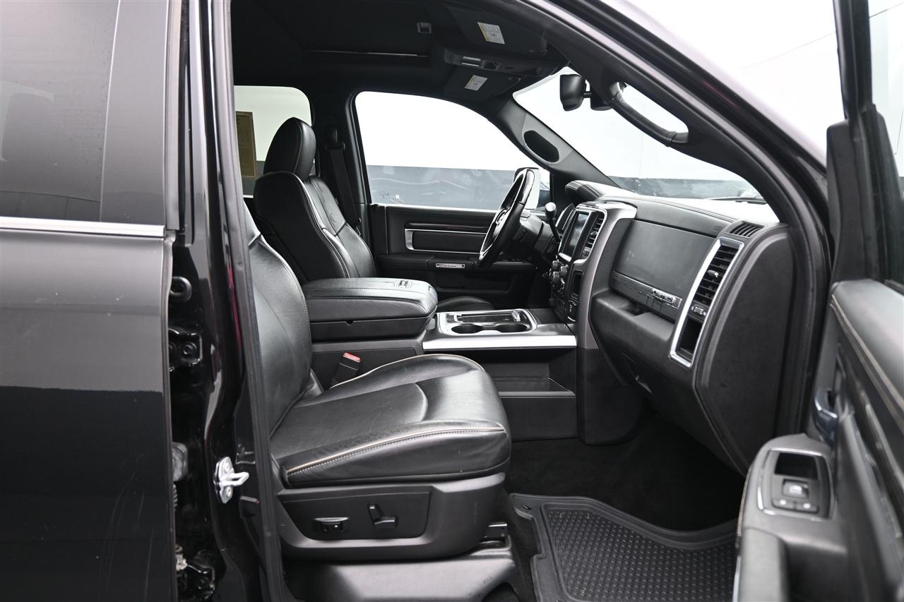 RAM 2500 Longhorn Crew Cab SWB 4WD 2016