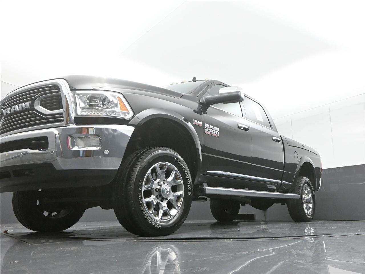 RAM 2500 Longhorn Crew Cab SWB 4WD 2016