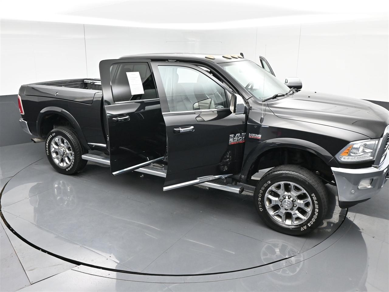 RAM 2500 Longhorn Crew Cab SWB 4WD 2016