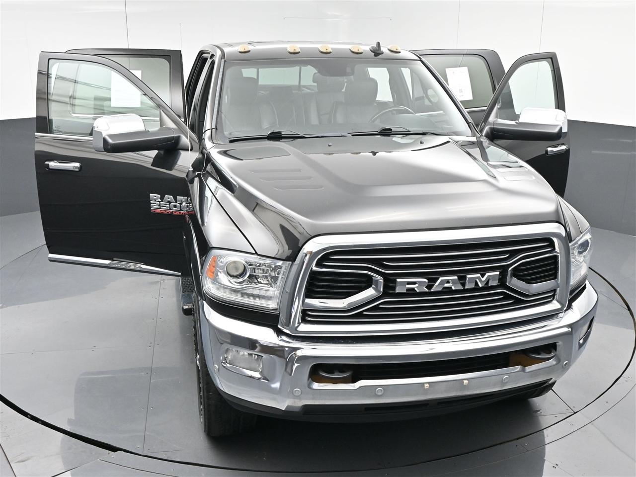 RAM 2500 Longhorn Crew Cab SWB 4WD 2016