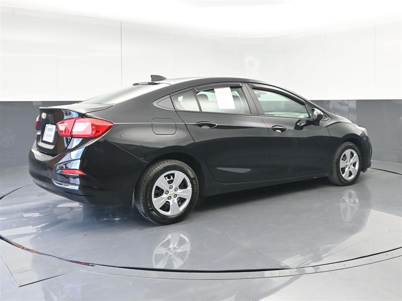 Chevrolet Cruze LS Auto 2018