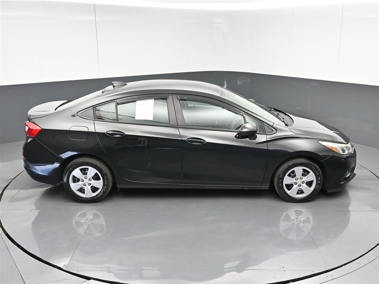 Chevrolet Cruze LS Auto 2018