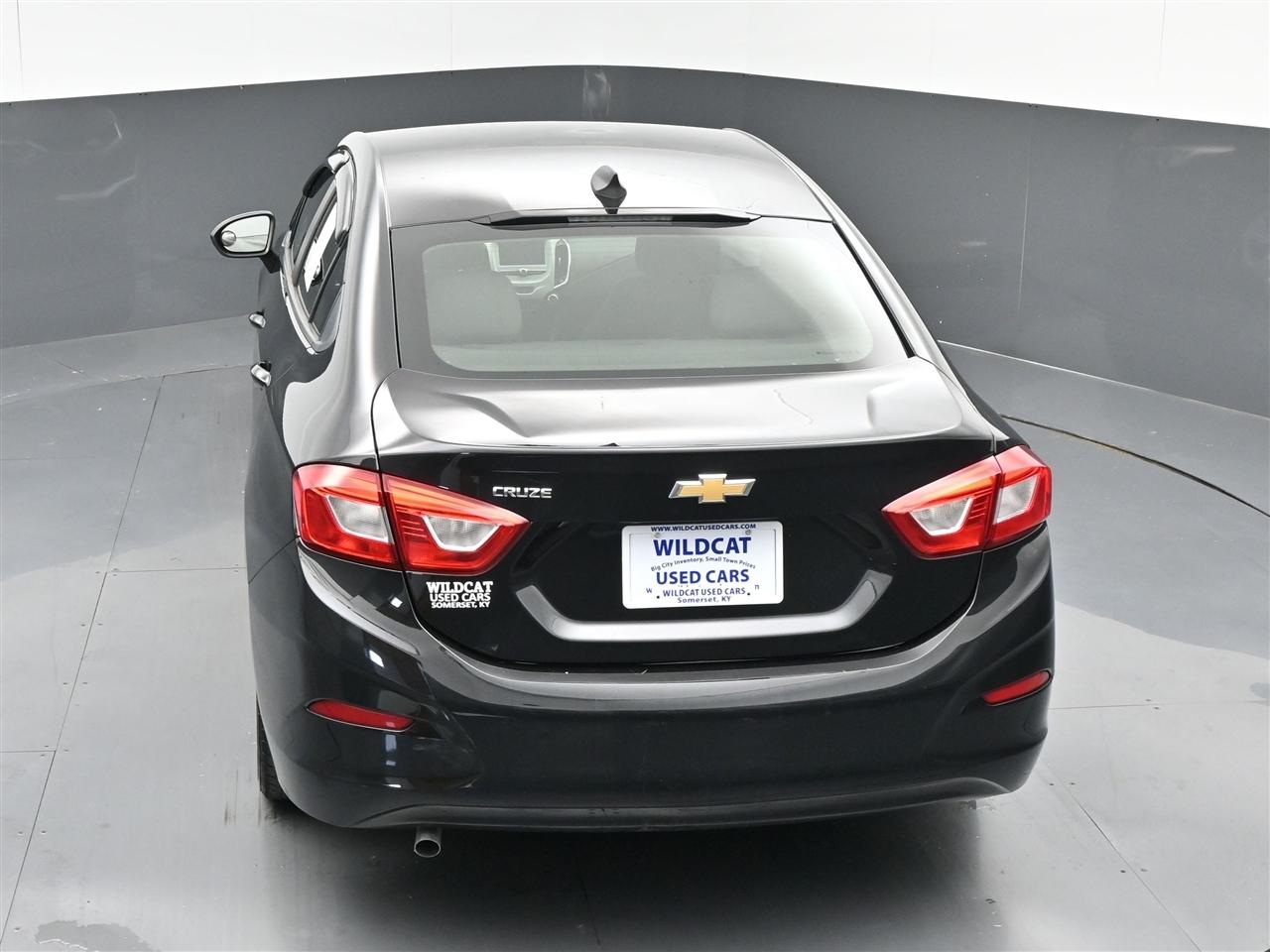 Chevrolet Cruze LS Auto 2018
