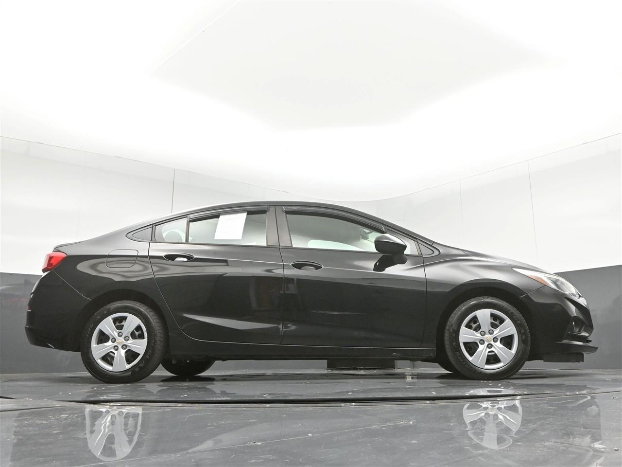 Chevrolet Cruze LS Auto 2018