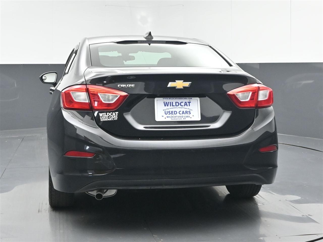 Chevrolet Cruze LS Auto 2018