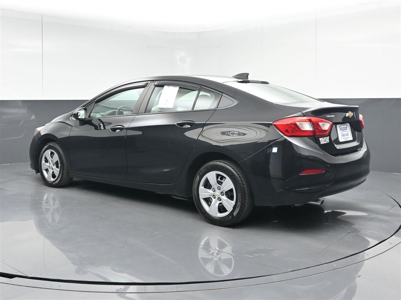 Chevrolet Cruze LS Auto 2018
