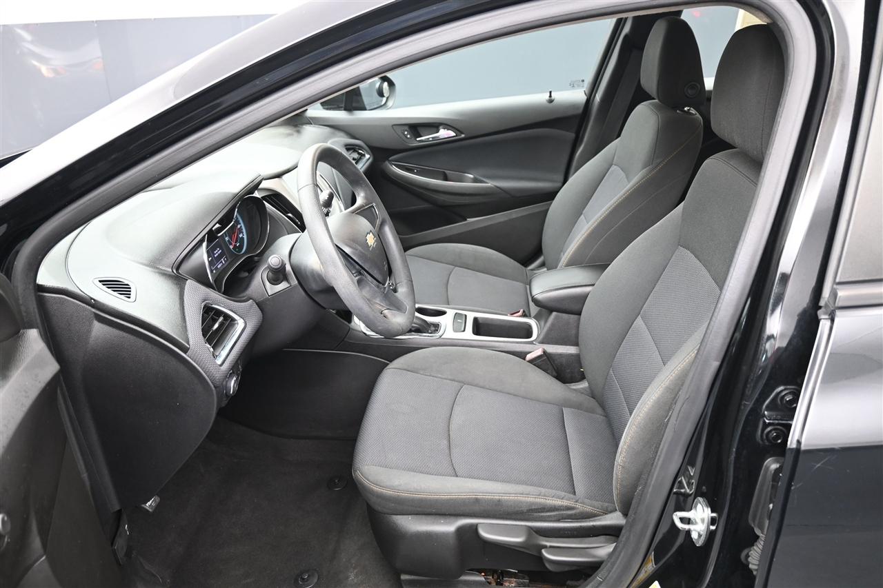 Chevrolet Cruze LS Auto 2018