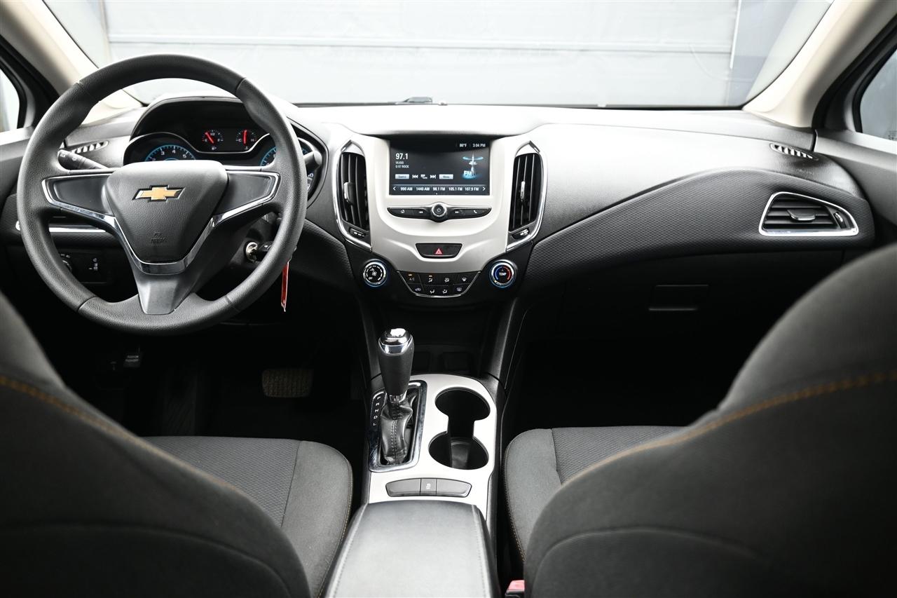 Chevrolet Cruze LS Auto 2018