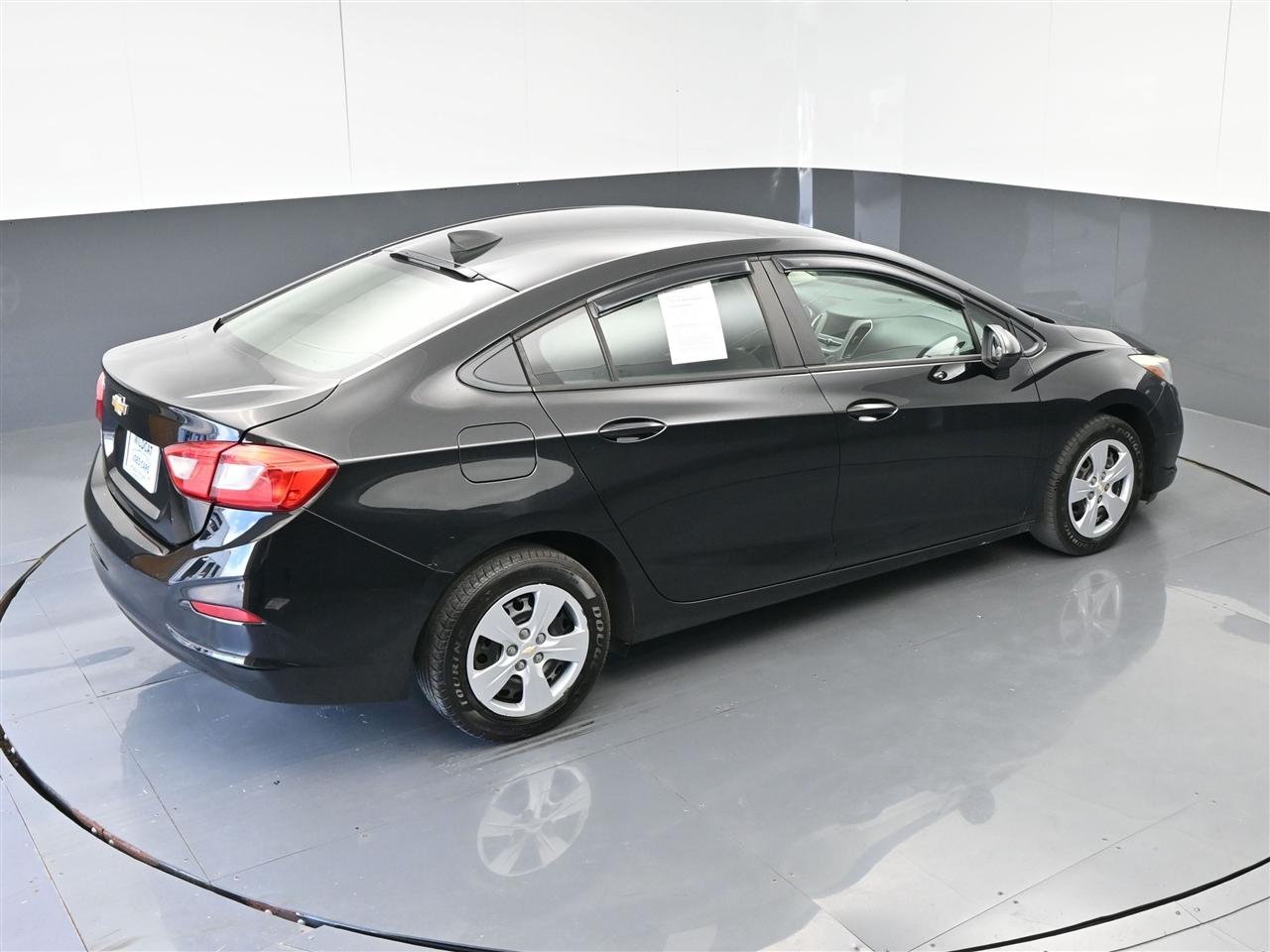 Chevrolet Cruze LS Auto 2018
