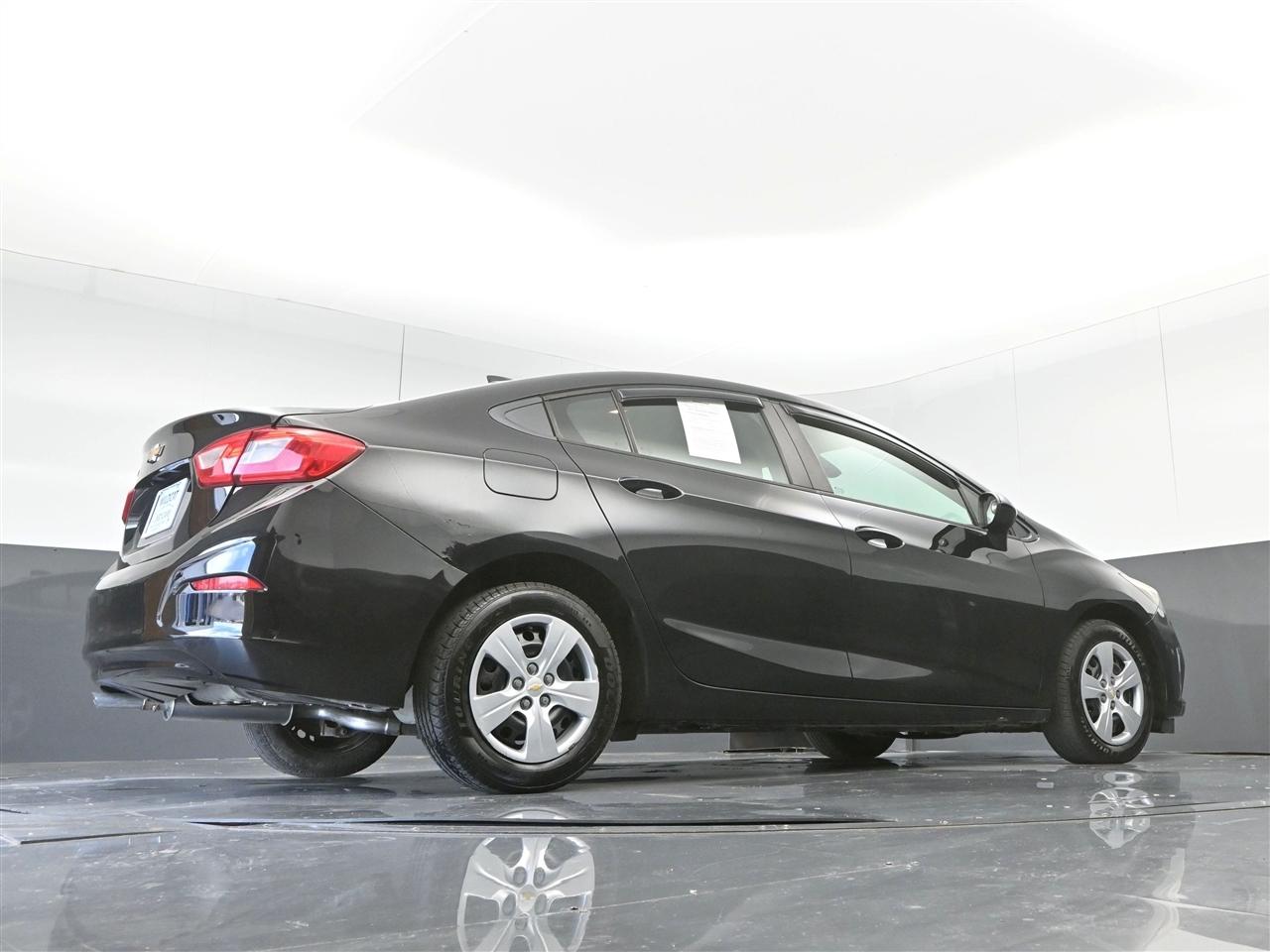Chevrolet Cruze LS Auto 2018