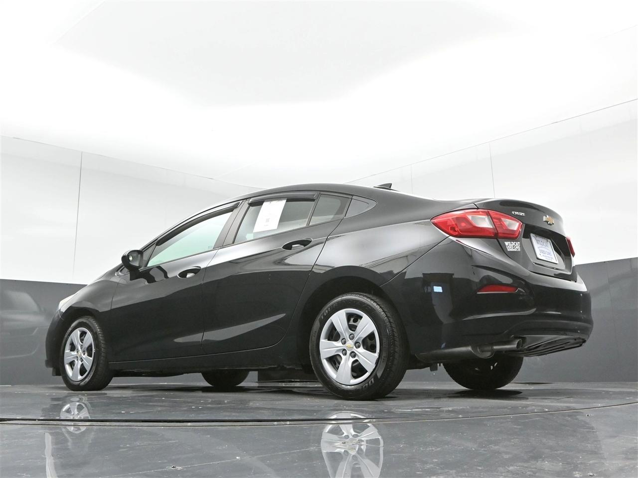 Chevrolet Cruze LS Auto 2018