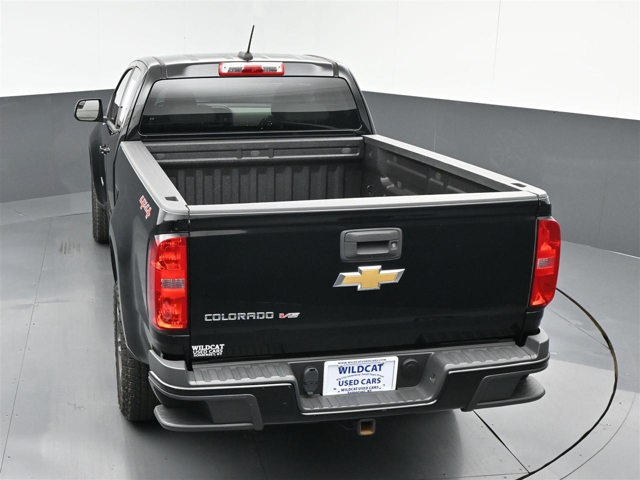 Chevrolet Colorado Work Truck Ext. Cab 4WD 2019