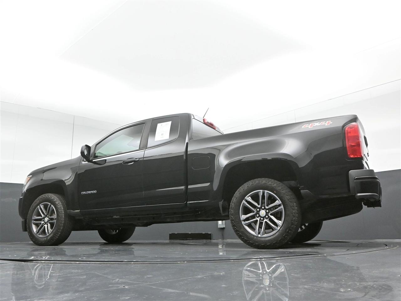 Chevrolet Colorado Work Truck Ext. Cab 4WD 2019