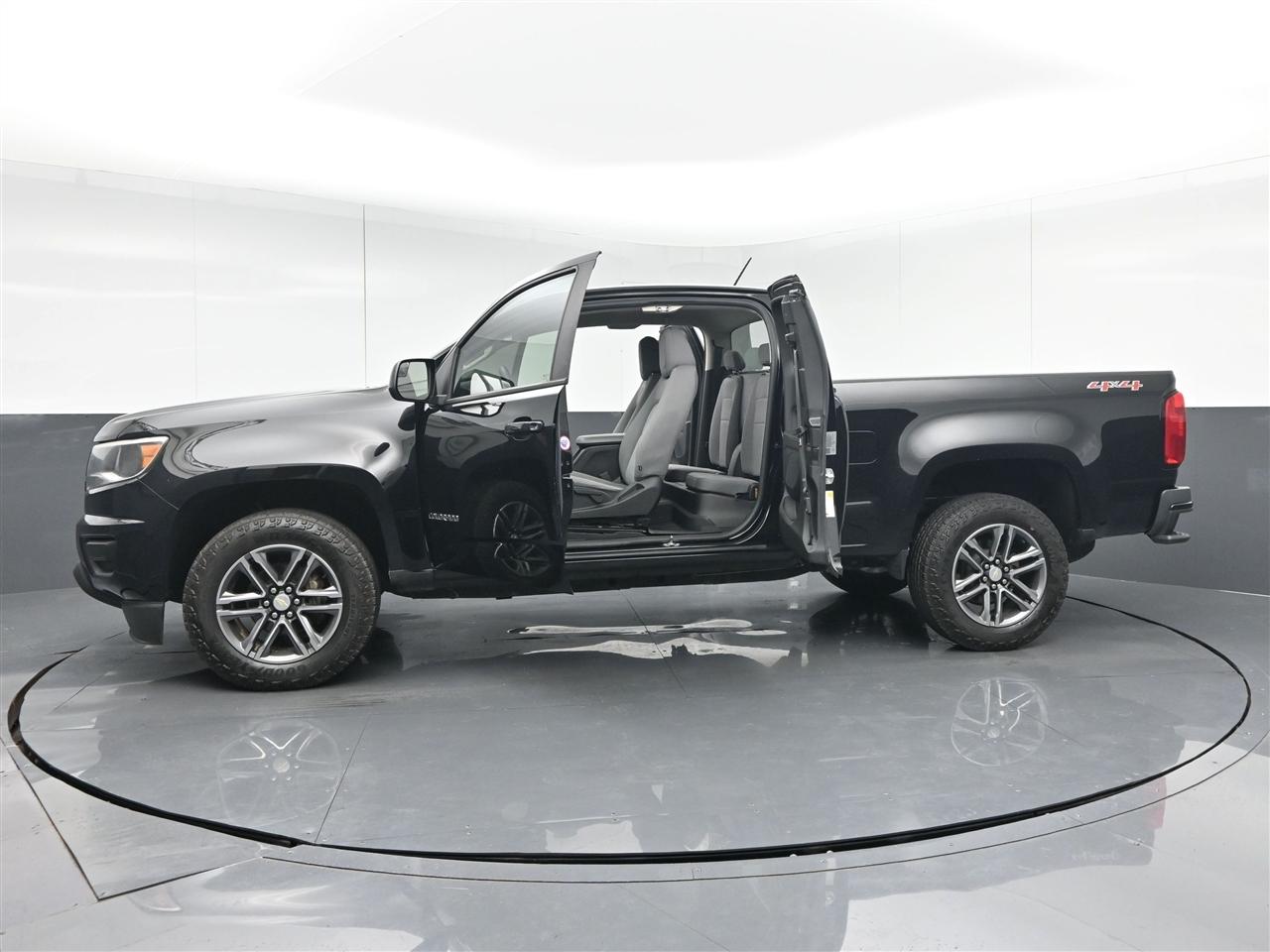 Chevrolet Colorado Work Truck Ext. Cab 4WD 2019