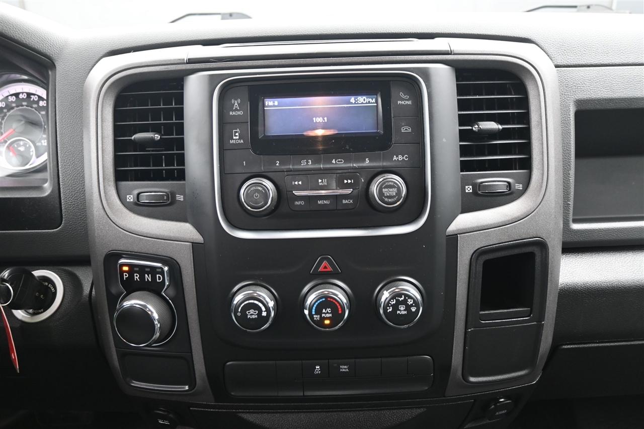 RAM 1500 Classic Tradesman Crew Cab SWB 2WD 2019