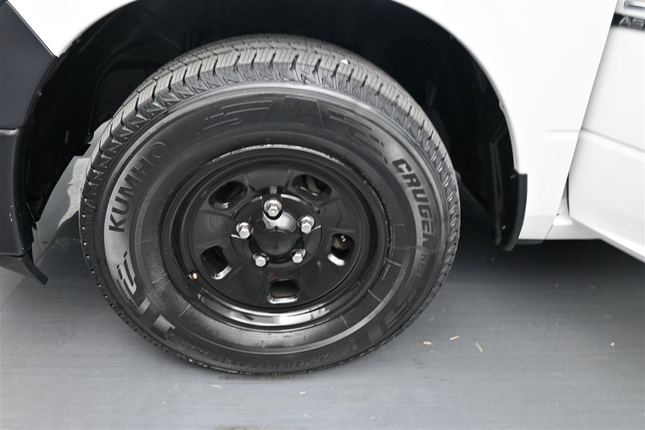RAM 1500 Classic Tradesman Crew Cab SWB 2WD 2019