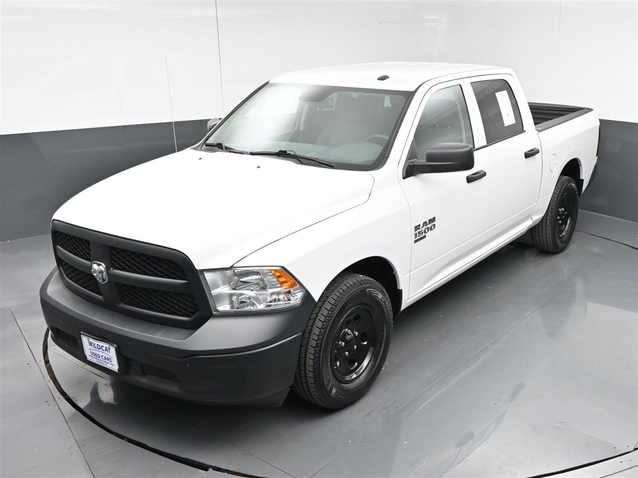RAM 1500 Classic Tradesman Crew Cab SWB 2WD 2019